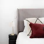 Appartamento Joivy Elegant 1-br In Perfect Centre