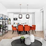 Joivy Elegant 1-br In Perfect Centre Appartamento Lisbona