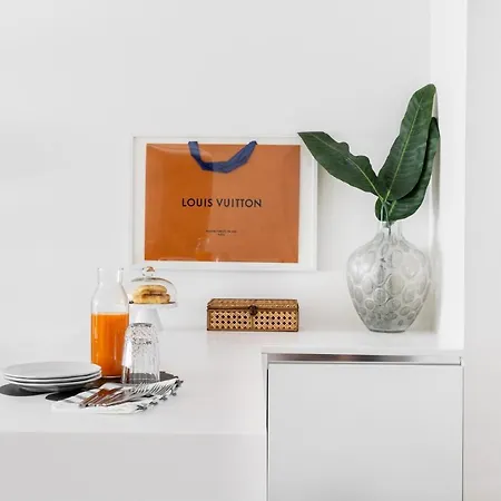 Apartment Joivy Elegant 1-br In Perfect Centre *