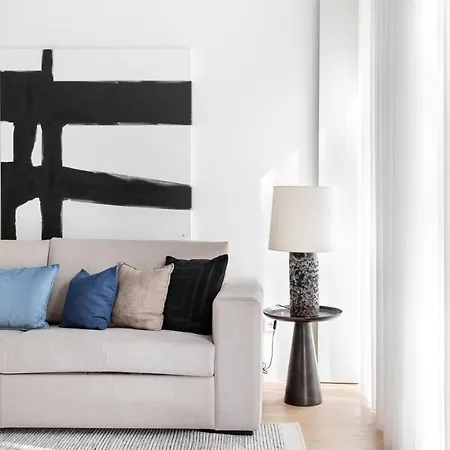 Joivy Elegant 1-br In Perfect Centre Apartment Lisbon